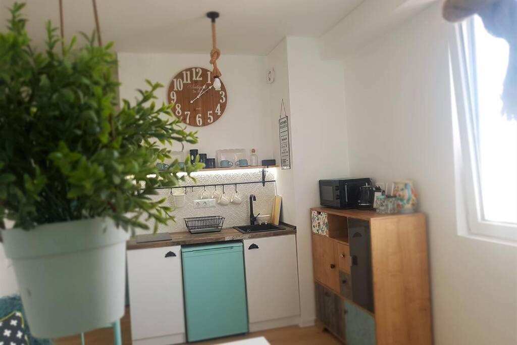 Apartmán 'Mint Fresh' Summer Studio In Batumi City Center Exteriér fotografie