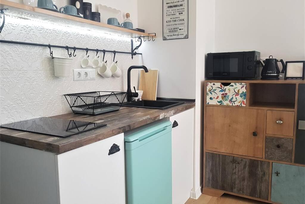 Apartmán 'Mint Fresh' Summer Studio In Batumi City Center Exteriér fotografie